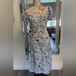 Francesca’s Mi Ami Floral Midi Dress - White & Green Cottagecore Slit Dress S